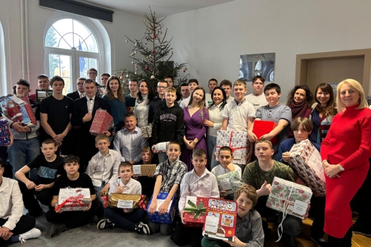 Prezenty pod choinkę od Fundacji Św. Pankracy z Warszawy oraz od Fundacji Ergo Hestia